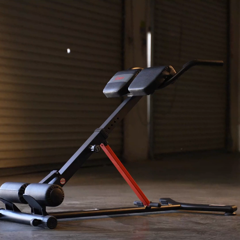 https://share.sunnyfit.com/web_static/op/shf_website/product_assets/product_videos/SF-BH620062_Hyperextension_Roman_Chair_With_Dip_Station_Product_Video.mp4